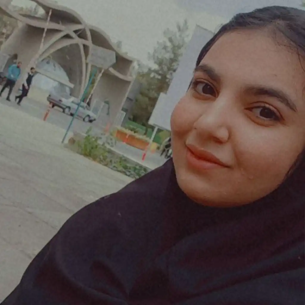 مریم ریاحی